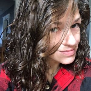 Meet your Posher, Emily jane